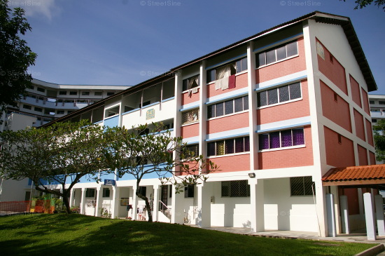 Bukit Batok Street 52 thumbnail photo